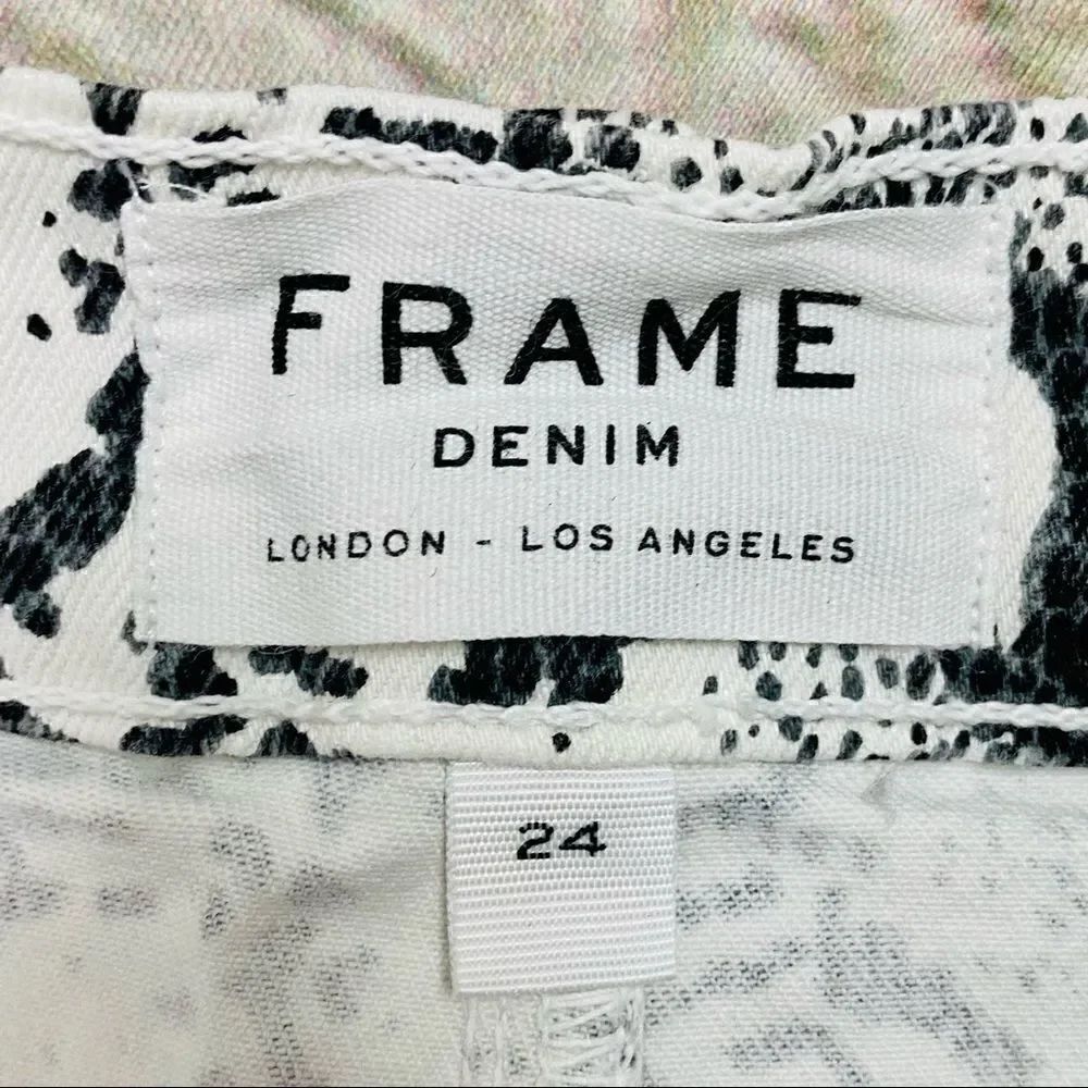 NWT FRAME Le Mini Split Front Python-Print Skirt New with tags - Picture 14 of 16